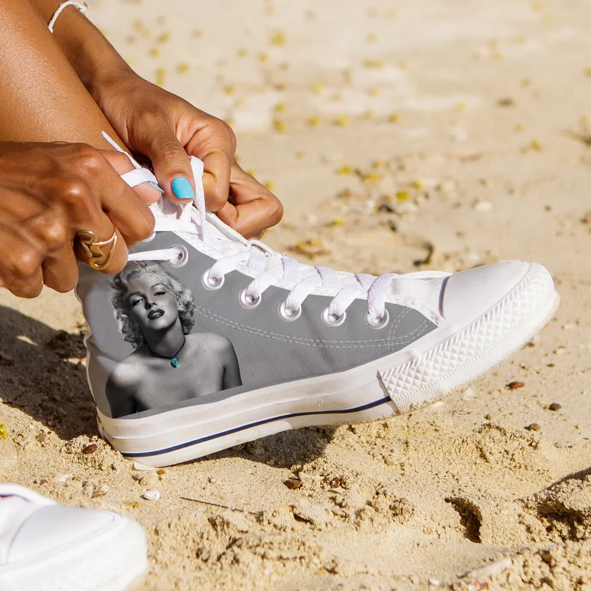 New Fashion Female High Top Ca - Canvas Sneaker High recension och pris