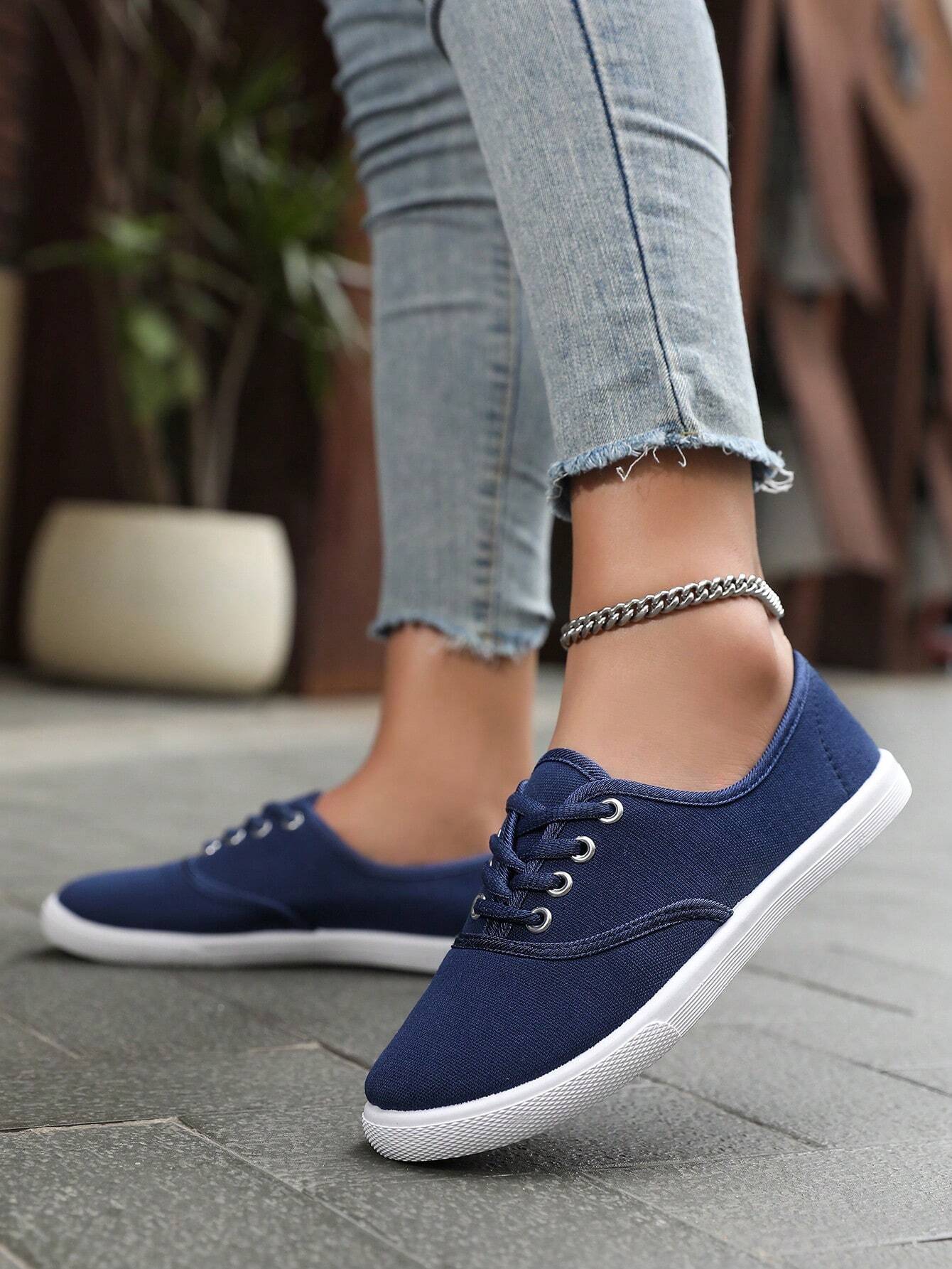 Solid Color Round Toe Low Top  - Casual Sneaker Low recension och pris