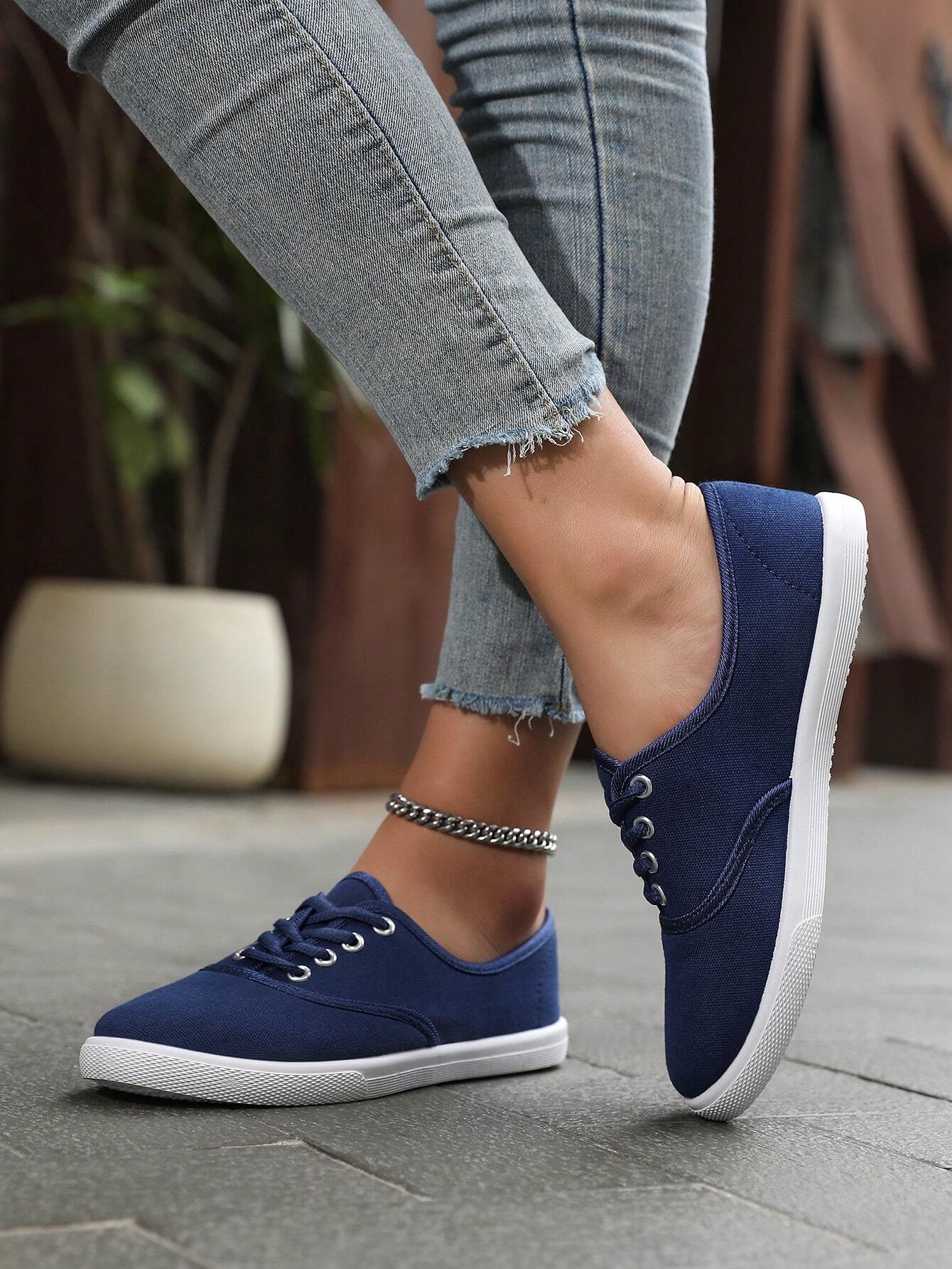 Solid Color Round Toe Low Top  - Casual Sneaker Low recension och pris